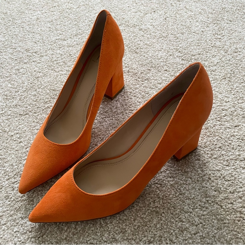 Marc Fisher Zala Block Heel Pointy Toe Pumps Size… - image 3